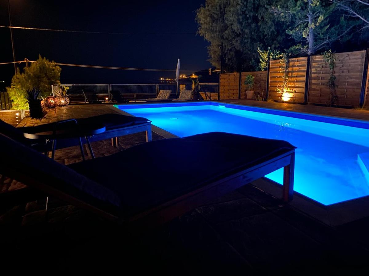 Seascape Luxury Villas Agia Marina  Exterior photo
